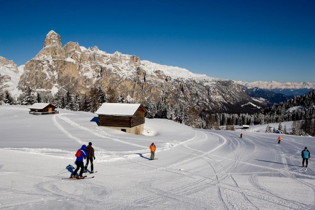 Nei Y Suredl Nevesole Aparthotel Corvara In Badia Exterior foto